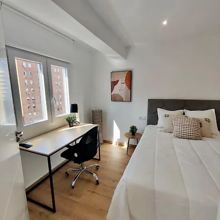 Apartment Stunning In Vlc Centre *